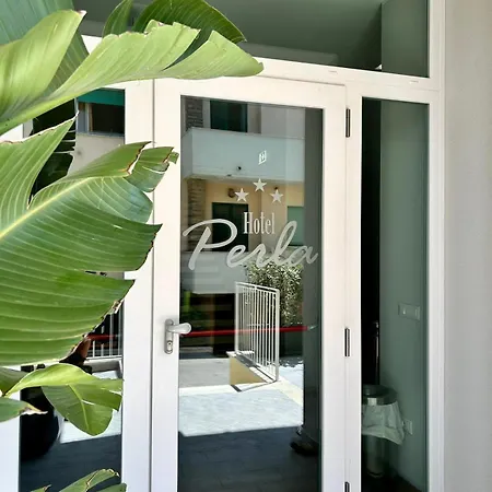 Hotel Perla 3*